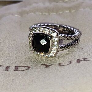 DY Petite Albion Ring – 7mm Black Onyx & Diamond Cushion Cut